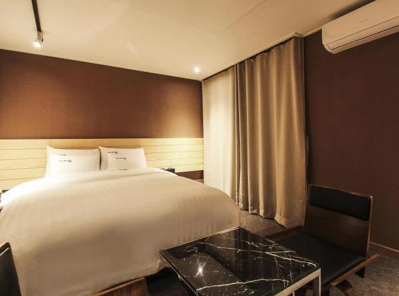 Gangnam Blanc Motel Seoel Buitenkant foto